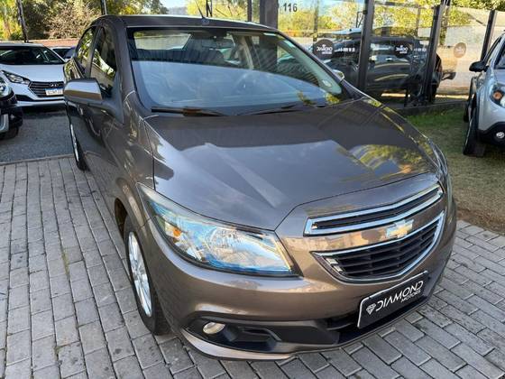 CHEVROLET PRISMA 1.0 MPFI LT 8V FLEX 4P MANUAL CHEVROLET PRISMA 1.0 MPFI LT 8V FLEX 4P MANUAL